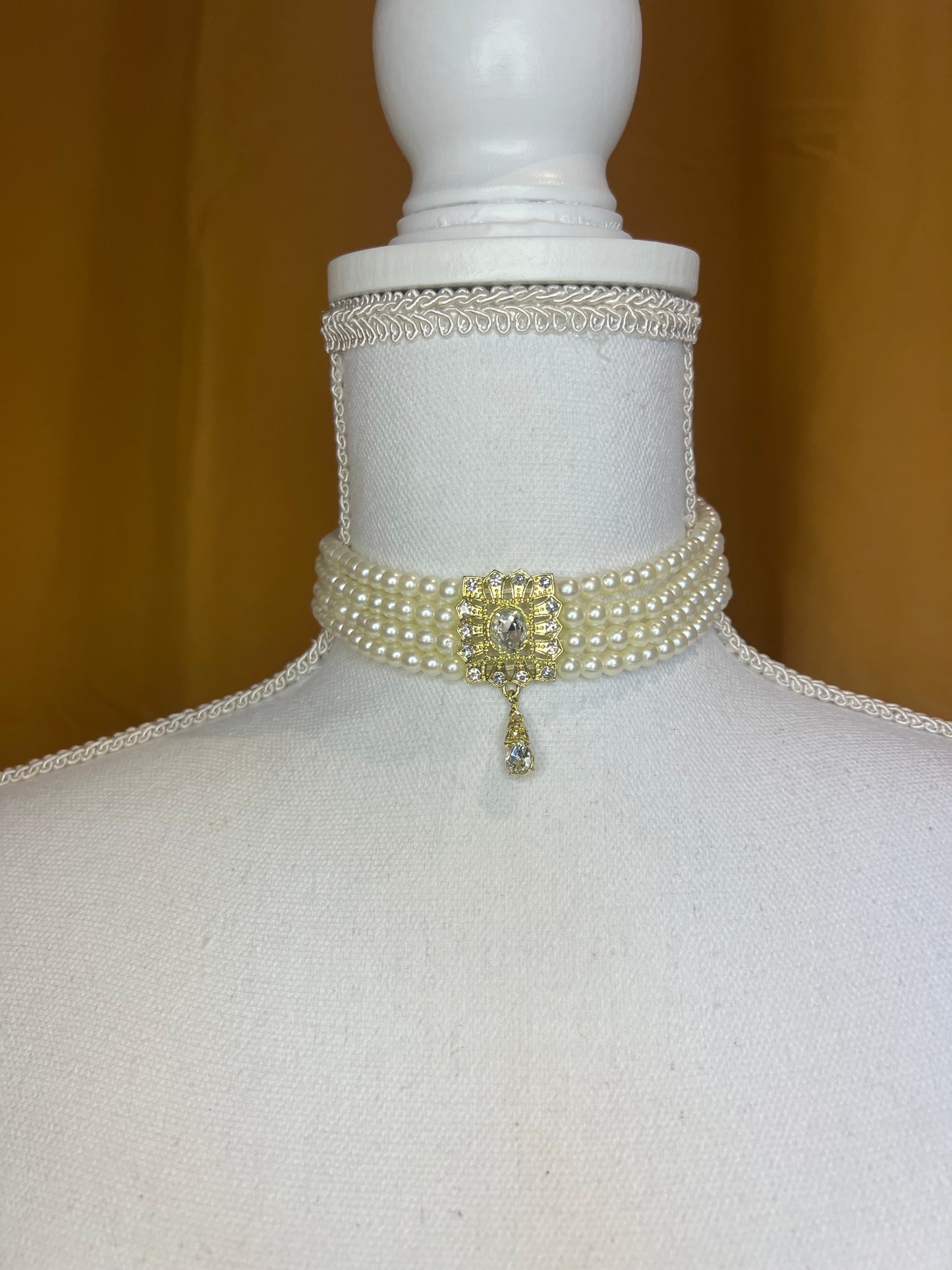 Collier